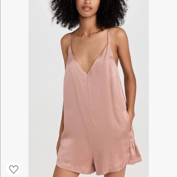 lunya Other - Lunya Washable Silk Romper